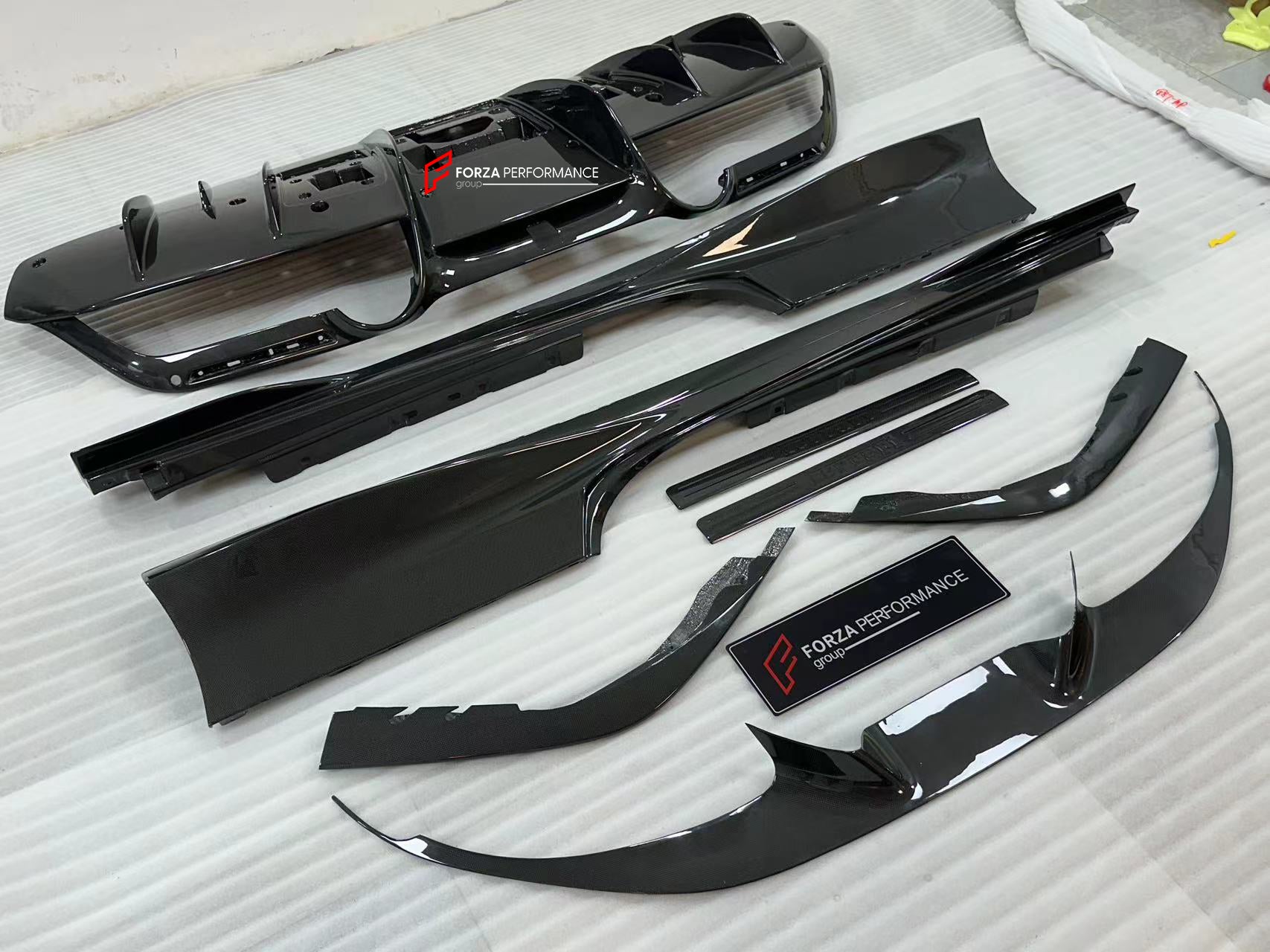 DRY CARBON BODY KIT for FERRARI F8 | OEM STYLE

Set includes:

Front Lip
Front Canards
Side Skirts
Rear Diffuser
Engine Cover

Material: DRY Carbon Fiber

Note: Professional installation is required.

* Contact us for pricing