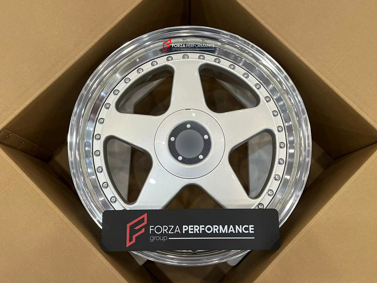 OZ RACING FUTURA STYLE 18 INCH FORGED WHEELS RIMS for