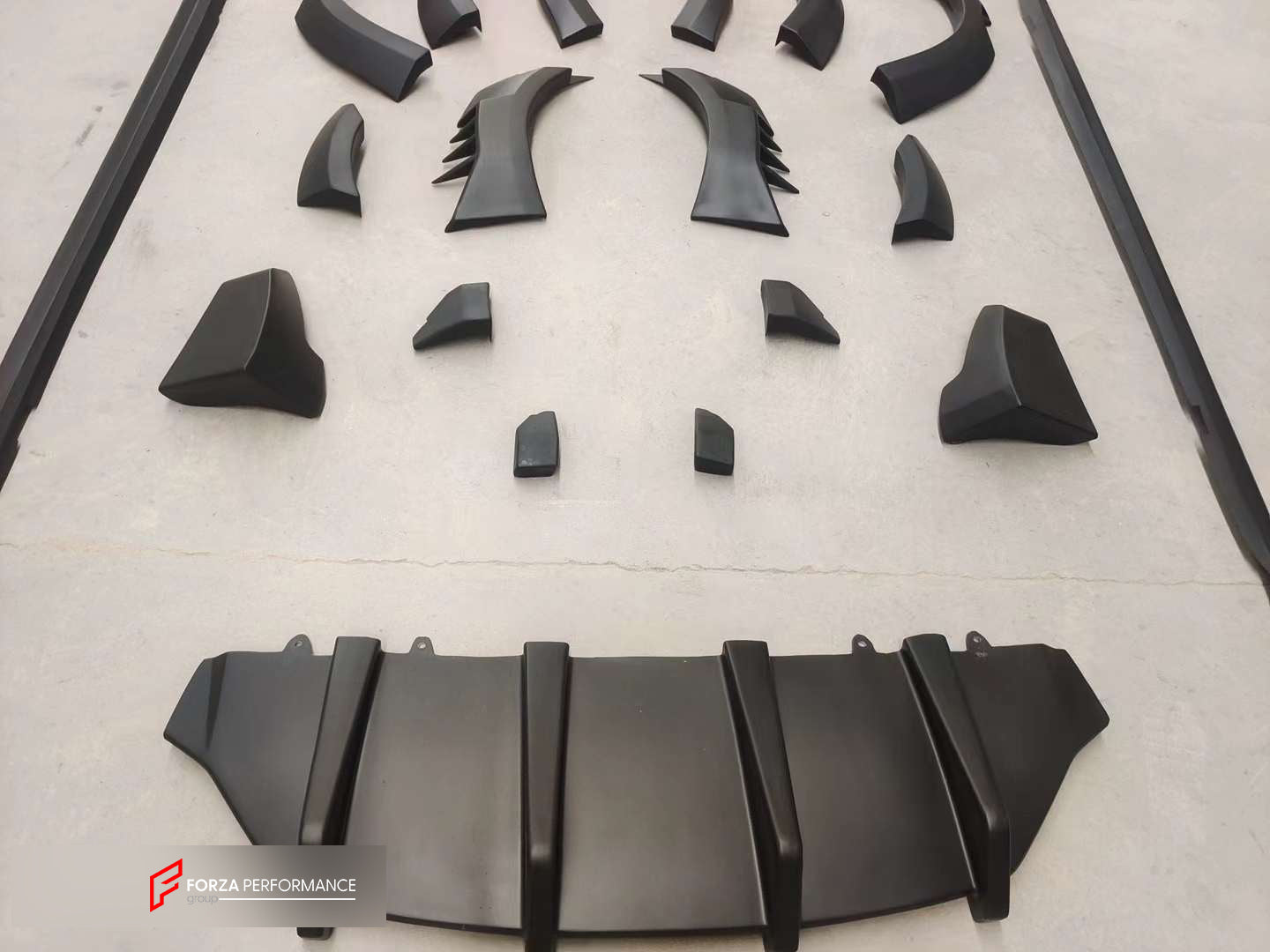 CARBON BODY KIT for PORSCHE TAYCAN  Set includes:  Front Lip Fender Flares Side Skirts Rear Diffuser
