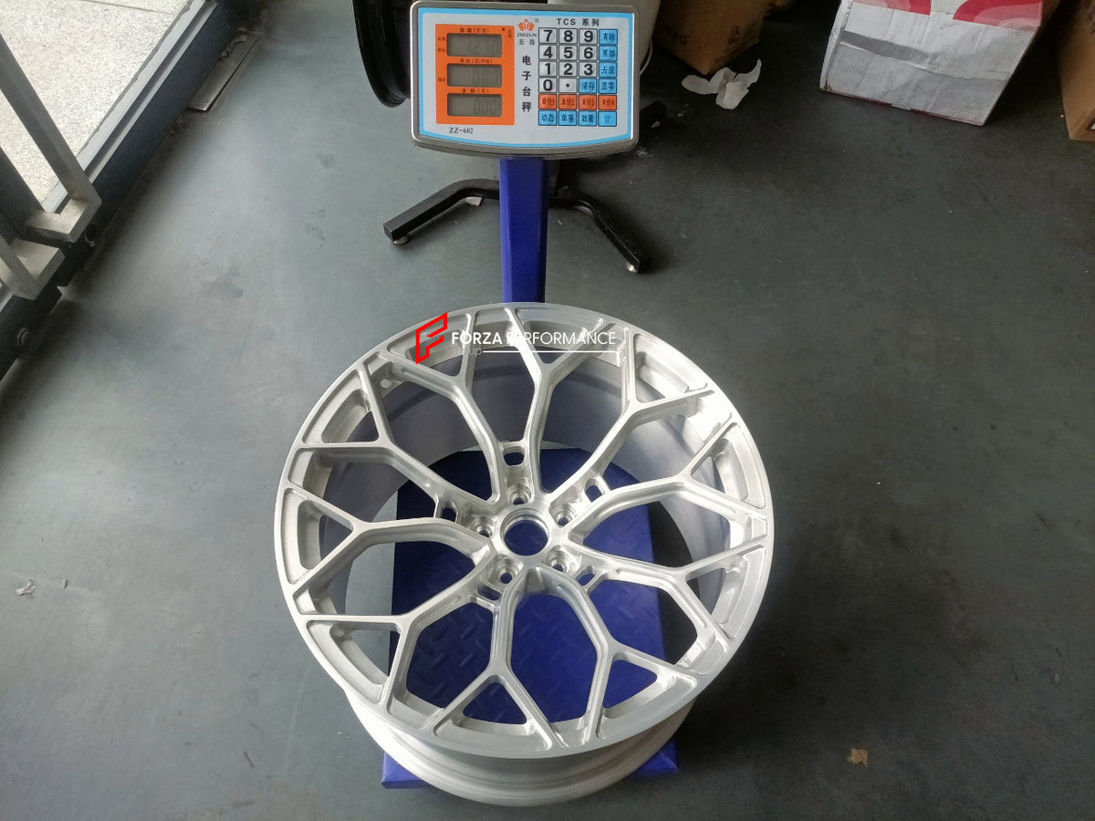 FORGED WHEELS RIMS FOR MCLAREN P47 SUV 2028+ Forza Performance custom fit buy Silver Multi-Spoke style design wheels