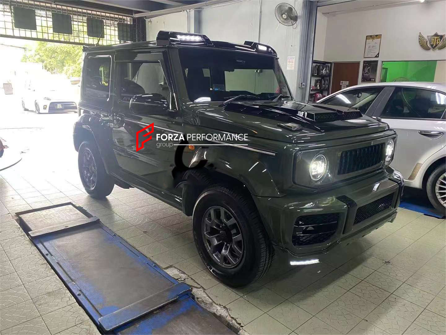 G-CLASS STYLE BODY KIT for SUZUKI JIMNY JB64W JB74W 2018+  Set includes:  Front bumper assembly Front grille Hood scoop Front fender flares Rear fender flares Rear bumper
