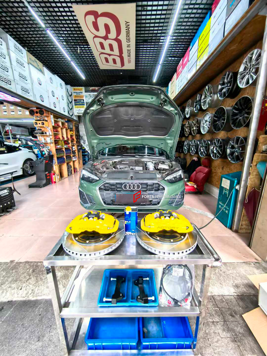 ADTORY X FORZA PERFORMANCE RACE BIG BRAKE KIT BBK for AUDI A5 F5 FACELIFT 2020 - 2025

ADTORY Brake Kits are engineered as bolt on upgrades that work with the factory master cylinder and ABS, delivering stronger, more repeatable stops with the pedal feel you want. Whether you cruise the city, carve canyons, or chase lap times.

Highlights

Track-ready, heat-resistant components.
Jewel-like caliper finish is incredibly durable and easy to clean
Pistons are calibrated to integrate smoothly with the Factory OE