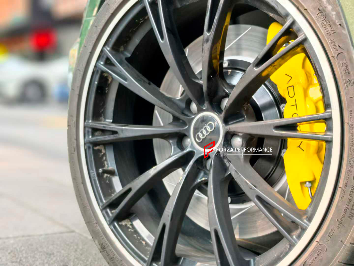 ADTORY X FORZA PERFORMANCE RACE BIG BRAKE KIT BBK for AUDI A5 F5 FACELIFT 2020 - 2025

ADTORY Brake Kits are engineered as bolt on upgrades that work with the factory master cylinder and ABS, delivering stronger, more repeatable stops with the pedal feel you want. Whether you cruise the city, carve canyons, or chase lap times.

Highlights

Track-ready, heat-resistant components.
Jewel-like caliper finish is incredibly durable and easy to clean
Pistons are calibrated to integrate smoothly with the Factory OE