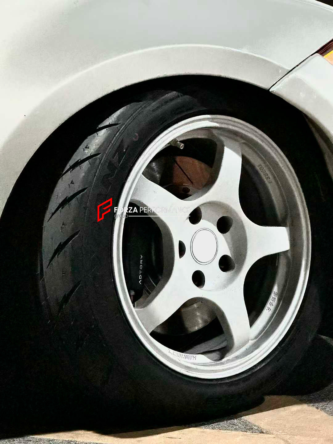 ADTORY X FORZA PERFORMANCE RACE BIG BRAKE KIT BBK for BMW 1 SERIES 120i E87 2004 - 2007

ADTORY Brake Kits are engineered as bolt on upgrades that work with the factory master cylinder and ABS, delivering stronger, more repeatable stops with the pedal feel you want. Whether you cruise the city, carve canyons, or chase lap times.

Highlights

Track-ready, heat-resistant components.
Jewel-like caliper finish is incredibly durable and easy to clean
Pistons are calibrated to integrate smoothly with the Factory 