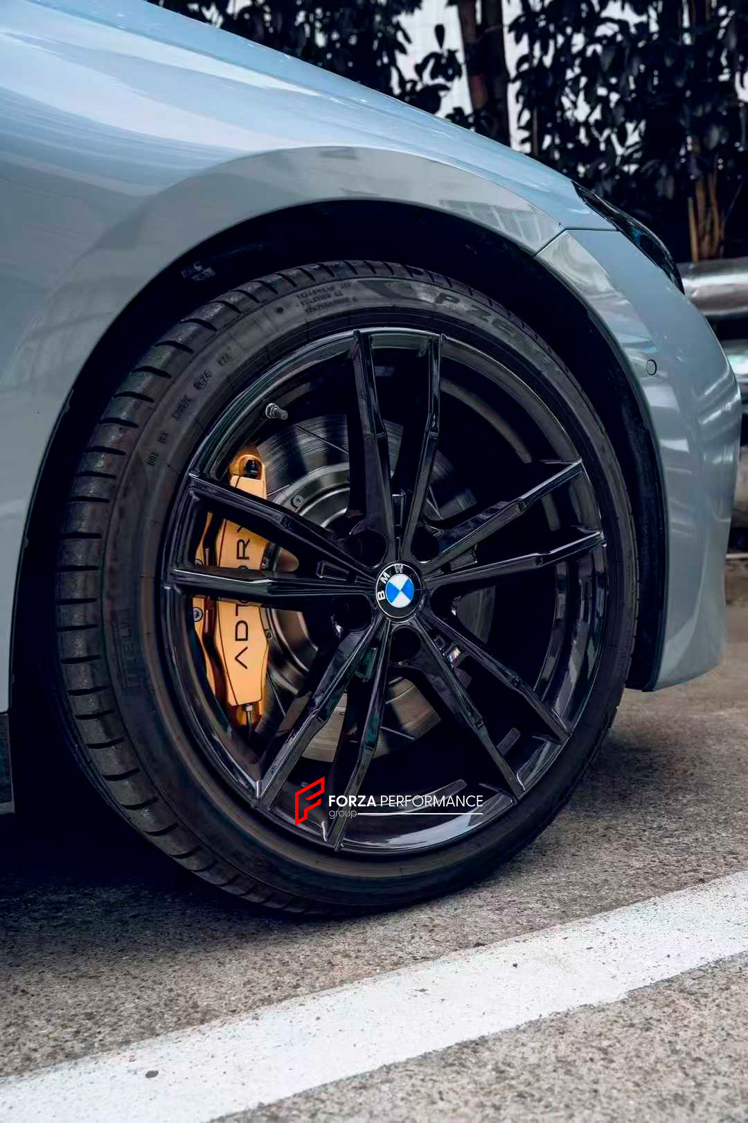 ADTORY X FORZA PERFORMANCE RACE BIG BRAKE KIT BBK for BMW 2 SERIES 225i COUPE G42 2021+

ADTORY Brake Kits are engineered as bolt on upgrades that work with the factory master cylinder and ABS, delivering stronger, more repeatable stops with the pedal feel you want. Whether you cruise the city, carve canyons, or chase lap times.

Highlights

Track-ready, heat-resistant components.
Jewel-like caliper finish is incredibly durable and easy to clean
Pistons are calibrated to integrate smoothly with the Factory 