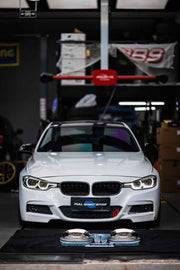 ADTORY X FORZA PERFORMANCE RACE BIG BRAKE KIT BBK for BMW 3 SERIES 335i F30 2011 - 2019

ADTORY Brake Kits are engineered as bolt on upgrades that work with the factory master cylinder and ABS, delivering stronger, more repeatable stops with the pedal feel you want. Whether you cruise the city, carve canyons, or chase lap times.

Highlights

Track-ready, heat-resistant components.
Jewel-like caliper finish is incredibly durable and easy to clean
Pistons are calibrated to integrate smoothly with the Factory 