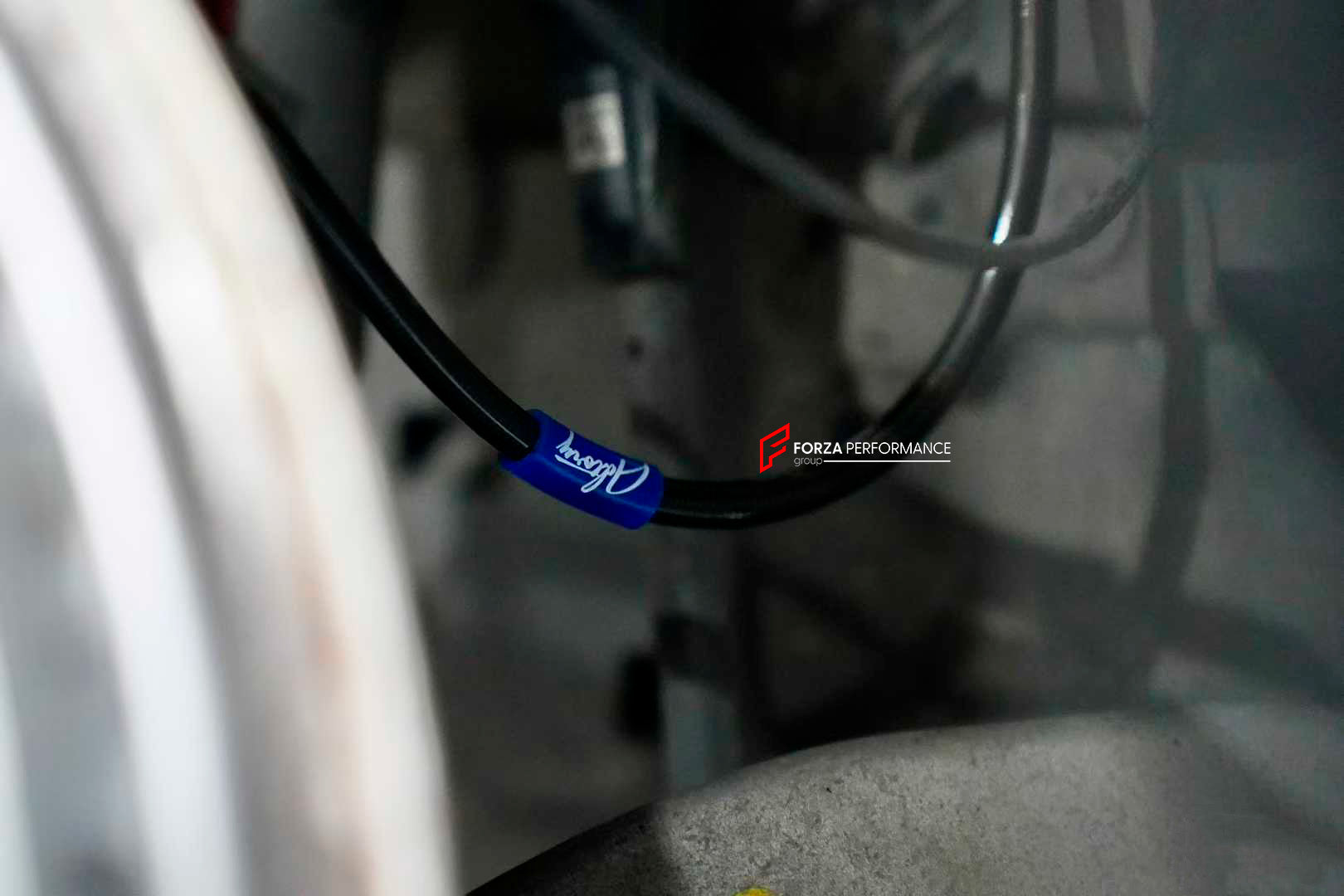 ADTORY X FORZA PERFORMANCE RACE BIG BRAKE KIT BBK for BMW 5 SERIES 540i G30 2016 - 2020

ADTORY Brake Kits are engineered as bolt on upgrades that work with the factory master cylinder and ABS, delivering stronger, more repeatable stops with the pedal feel you want. Whether you cruise the city, carve canyons, or chase lap times.

Highlights

Track-ready, heat-resistant components.
Jewel-like caliper finish is incredibly durable and easy to clean
Pistons are calibrated to integrate smoothly with the Factory 