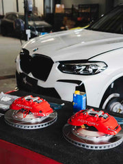 ADTORY X FORZA PERFORMANCE RACE BIG BRAKE KIT BBK for BMW X3 G01 2017 - 2021

ADTORY Brake Kits are engineered as bolt on upgrades that work with the factory master cylinder and ABS, delivering stronger, more repeatable stops with the pedal feel you want. Whether you cruise the city, carve canyons, or chase lap times.

Highlights

Track-ready, heat-resistant components.
Jewel-like caliper finish is incredibly durable and easy to clean
Pistons are calibrated to integrate smoothly with the Factory OEM master 