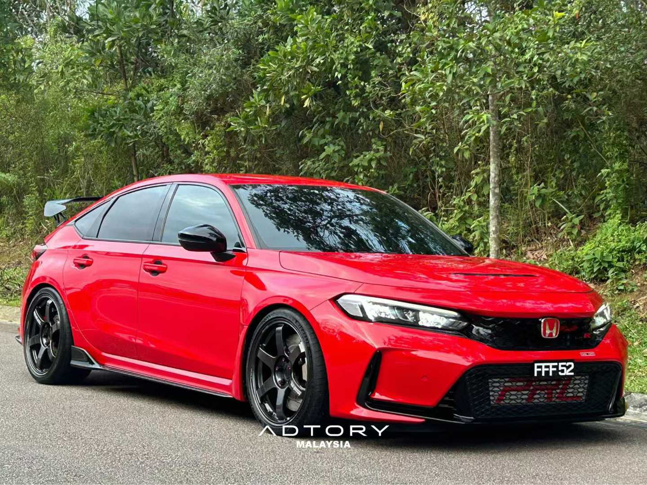 ADTORY X FORZA PERFORMANCE RACE BIG BRAKE KIT BBK for HONDA CIVIC TYPE R FL5 2022+
ADTORY Brake Kits are engineered as bolt on upgrades that work with the factory master cylinder and ABS, delivering stronger, more repeatable stops with the pedal feel you want. Whether you cruise the city, carve canyons, or chase lap times.

Highlights

Track-ready, heat-resistant components.
Jewel-like caliper finish is incredibly durable and easy to clean
Pistons are calibrated to integrate smoothly with the Factory OEM ma