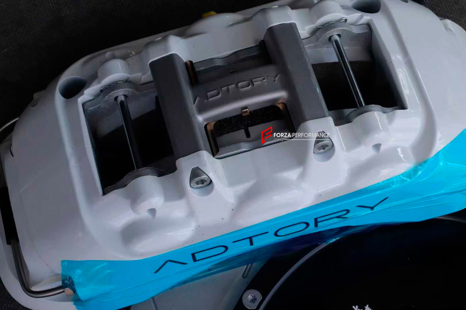 ADTORY X FORZA PERFORMANCE RACE BIG BRAKE KIT BBK for LI L6 2024+

ADTORY Brake Kits are engineered as bolt on upgrades that work with the factory master cylinder and ABS, delivering stronger, more repeatable stops with the pedal feel you want. Whether you cruise the city, carve canyons, or chase lap times.

Highlights

Track-ready, heat-resistant components.
Jewel-like caliper finish is incredibly durable and easy to clean
Pistons are calibrated to integrate smoothly with the Factory OEM master cylinder an