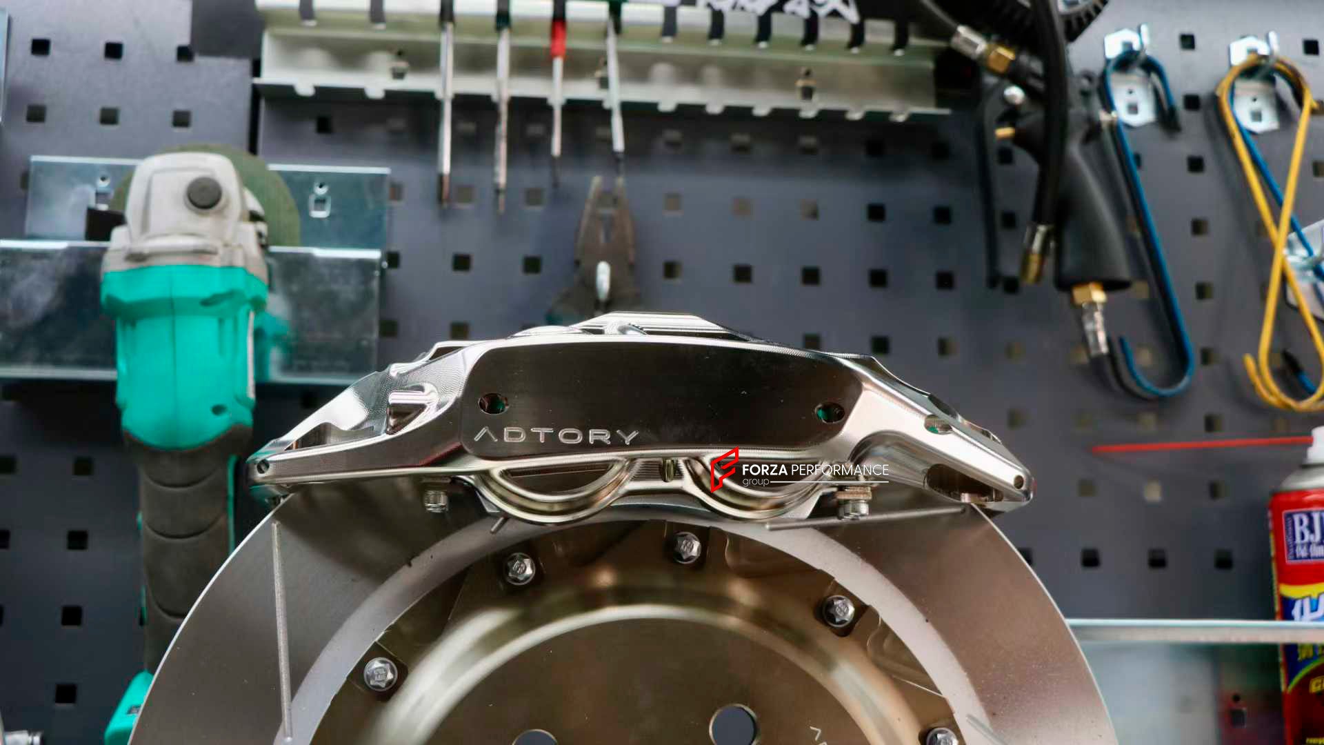 ADTORY X FORZA PERFORMANCE RACE BIG BRAKE KIT BBK for MERCEDES BENZ CLS300 W218 2010 - 2018

ADTORY Brake Kits are engineered as bolt on upgrades that work with the factory master cylinder and ABS, delivering stronger, more repeatable stops with the pedal feel you want. Whether you cruise the city, carve canyons, or chase lap times.

Highlights

Track-ready, heat-resistant components.
Jewel-like caliper finish is incredibly durable and easy to clean
Pistons are calibrated to integrate smoothly with the Fact