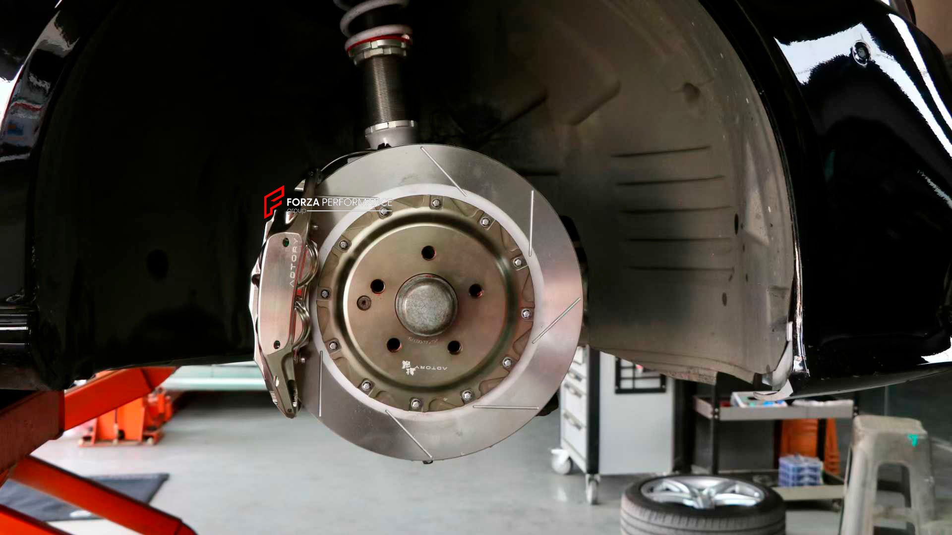 ADTORY X FORZA PERFORMANCE RACE BIG BRAKE KIT BBK for MERCEDES BENZ CLS300 W218 2010 - 2018

ADTORY Brake Kits are engineered as bolt on upgrades that work with the factory master cylinder and ABS, delivering stronger, more repeatable stops with the pedal feel you want. Whether you cruise the city, carve canyons, or chase lap times.

Highlights

Track-ready, heat-resistant components.
Jewel-like caliper finish is incredibly durable and easy to clean
Pistons are calibrated to integrate smoothly with the Fact