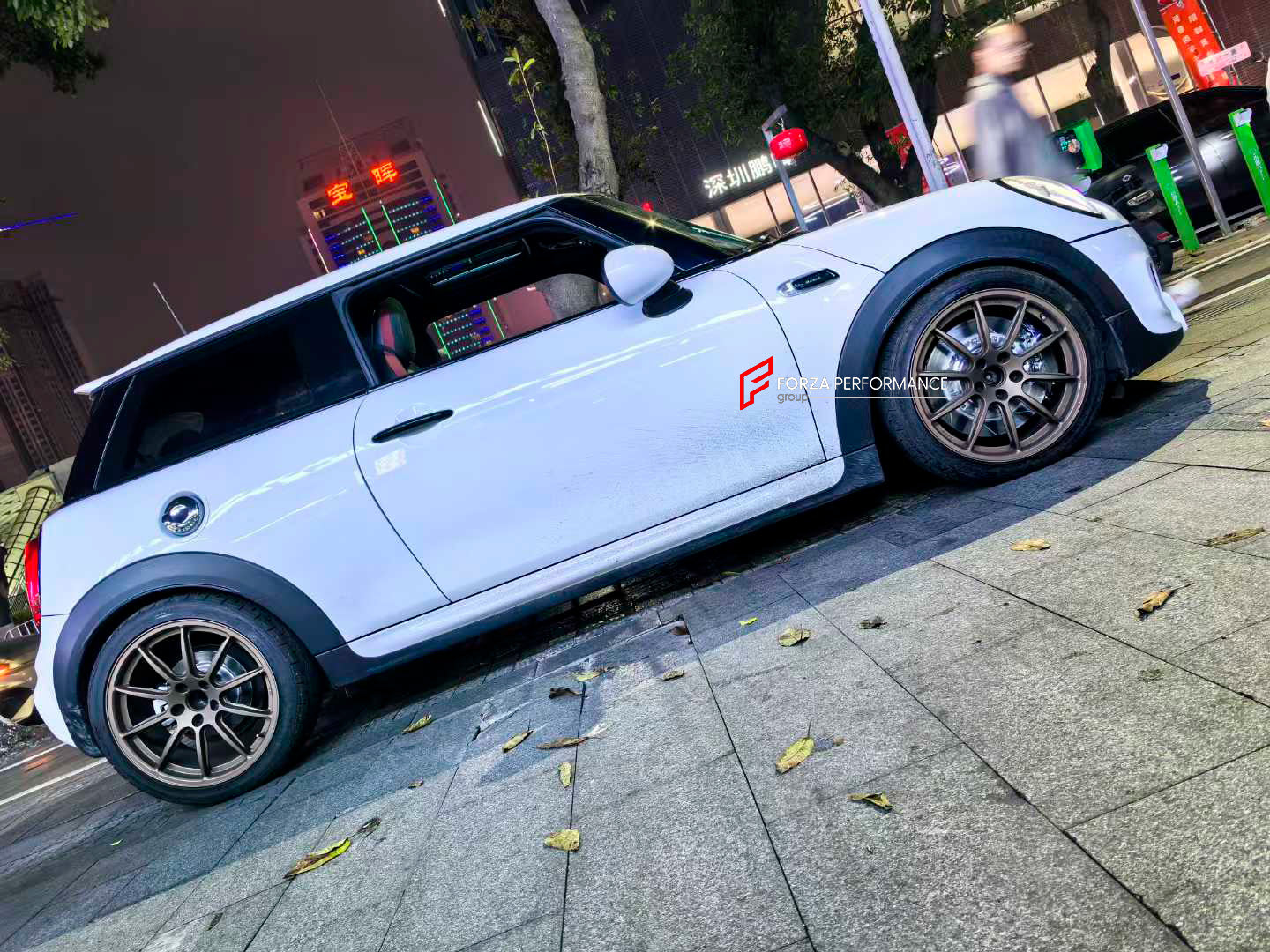 ADTORY X FORZA PERFORMANCE RACE BIG BRAKE KIT BBK for MINI JCW F56 FACELIFT 2021 - 2024

ADTORY Brake Kits are engineered as bolt on upgrades that work with the factory master cylinder and ABS, delivering stronger, more repeatable stops with the pedal feel you want. Whether you cruise the city, carve canyons, or chase lap times.

Highlights

Track-ready, heat-resistant components.
Jewel-like caliper finish is incredibly durable and easy to clean
Pistons are calibrated to integrate smoothly with the Factory 