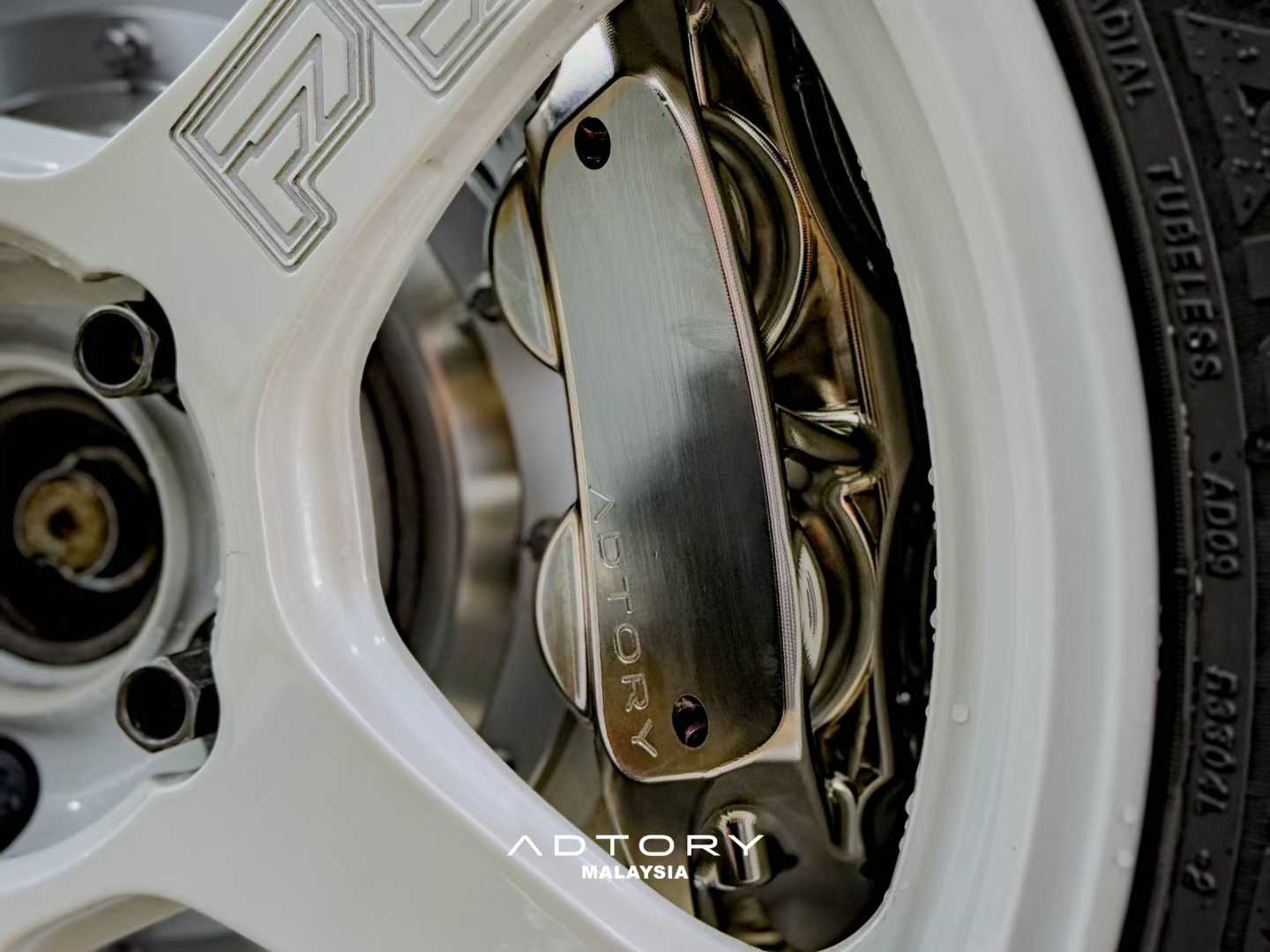 ADTORY X FORZA PERFORMANCE RACE BIG BRAKE KIT BBK for SUZUKI SWIFT SPORT ZC33S III A2L ZC ZD 2017+
ADTORY Brake Kits are engineered as bolt on upgrades that work with the factory master cylinder and ABS, delivering stronger, more repeatable stops with the pedal feel you want. Whether you cruise the city, carve canyons, or chase lap times.

Highlights

Track-ready, heat-resistant components.
Jewel-like caliper finish is incredibly durable and easy to clean
Pistons are calibrated to integrate smoothly with th