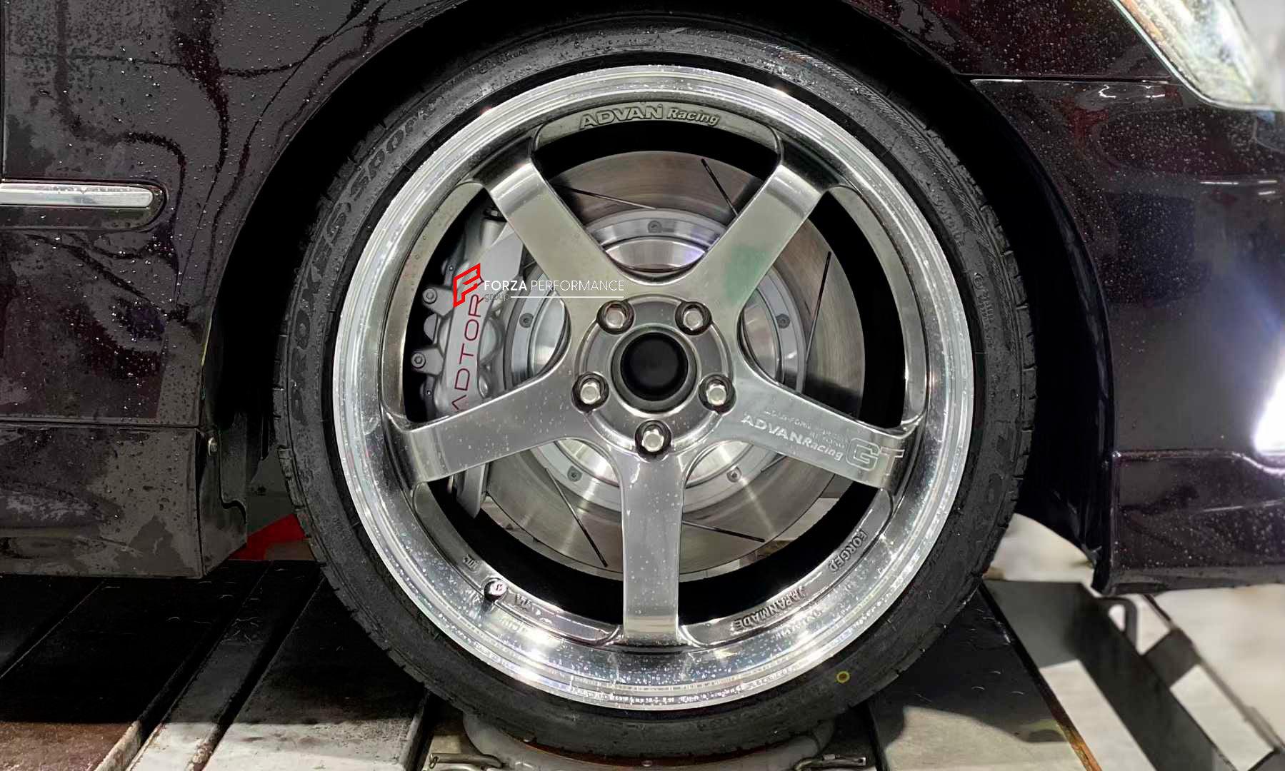 ADTORY X FORZA PERFORMANCE RACE BIG BRAKE KIT BBK for TOYOTA CROWN ATHLETE S180 2003 - 2008

ADTORY Brake Kits are engineered as bolt on upgrades that work with the factory master cylinder and ABS, delivering stronger, more repeatable stops with the pedal feel you want. Whether you cruise the city, carve canyons, or chase lap times.

Highlights

Track-ready, heat-resistant components.
Jewel-like caliper finish is incredibly durable and easy to clean
Pistons are calibrated to integrate smoothly with the Fact