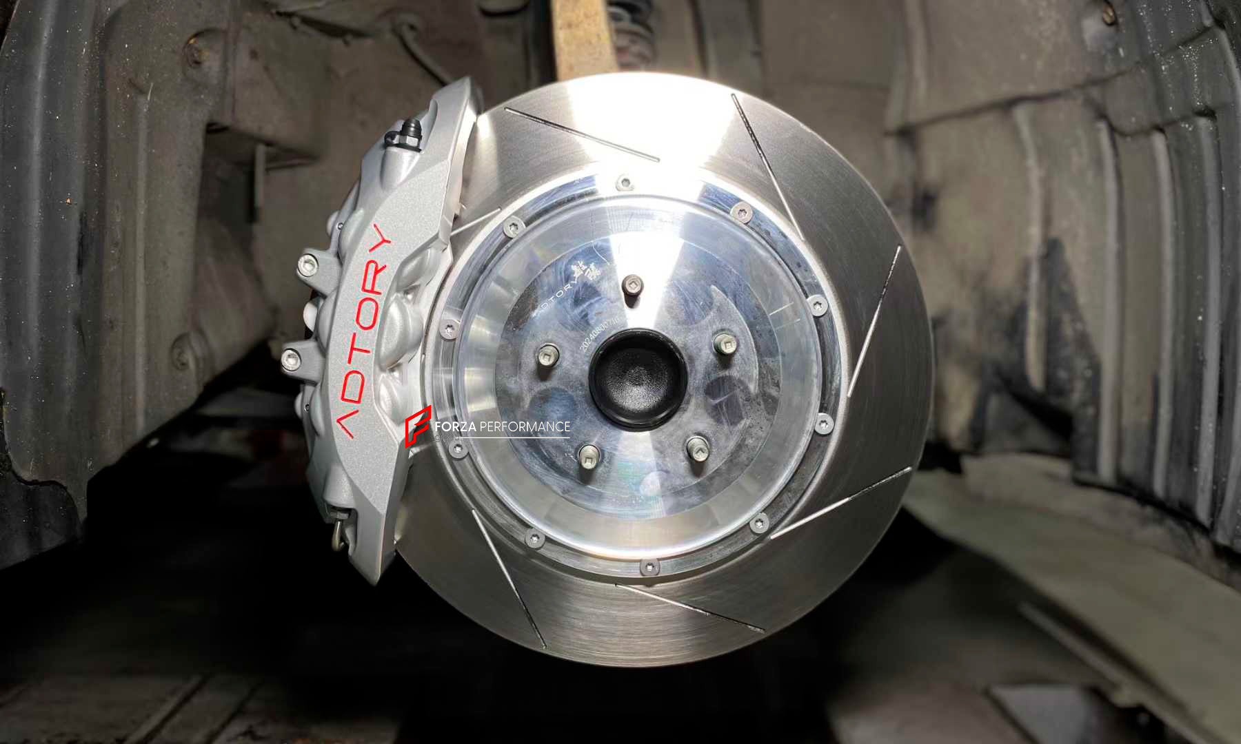 ADTORY X FORZA PERFORMANCE RACE BIG BRAKE KIT BBK for TOYOTA CROWN ATHLETE S180 2003 - 2008

ADTORY Brake Kits are engineered as bolt on upgrades that work with the factory master cylinder and ABS, delivering stronger, more repeatable stops with the pedal feel you want. Whether you cruise the city, carve canyons, or chase lap times.

Highlights

Track-ready, heat-resistant components.
Jewel-like caliper finish is incredibly durable and easy to clean
Pistons are calibrated to integrate smoothly with the Fact