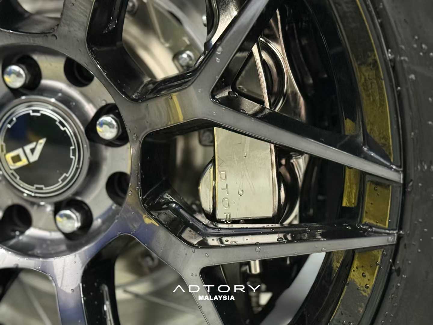 ADTORY X FORZA PERFORMANCE RACE BIG BRAKE KIT BBK for TOYOTA VIOS IV AC100 2022+

ADTORY Brake Kits are engineered as bolt on upgrades that work with the factory master cylinder and ABS, delivering stronger, more repeatable stops with the pedal feel you want. Whether you cruise the city, carve canyons, or chase lap times.

Highlights

Track-ready, heat-resistant components.
Jewel-like caliper finish is incredibly durable and easy to clean
Pistons are calibrated to integrate smoothly with the Factory OEM mas