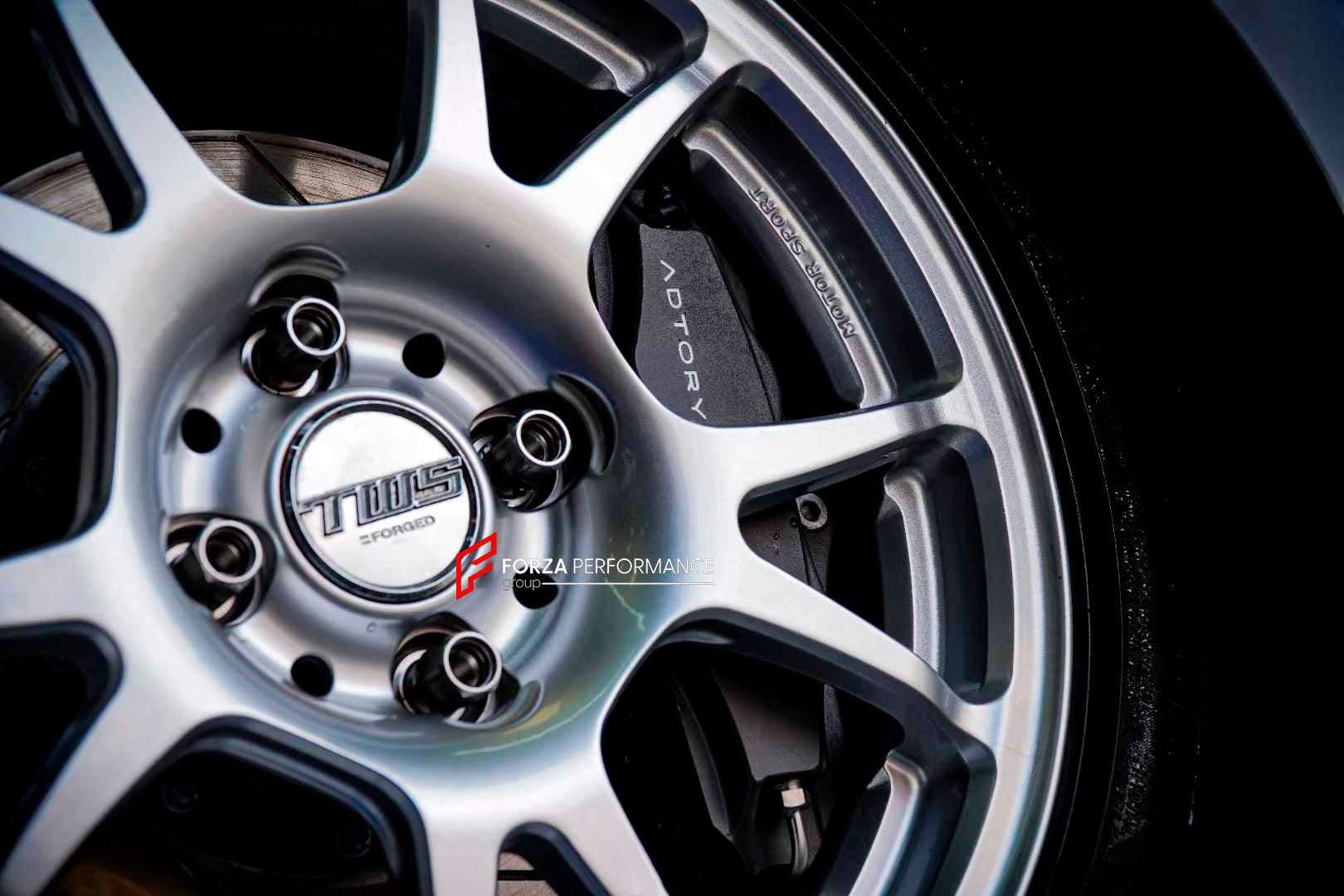 ADTORY X FORZA PERFORMANCE RACE BIG BRAKE KIT BBK for TOYOTA YARIS XP90 2005 - 2009

ADTORY Brake Kits are engineered as bolt on upgrades that work with the factory master cylinder and ABS, delivering stronger, more repeatable stops with the pedal feel you want. Whether you cruise the city, carve canyons, or chase lap times.

Highlights

Track-ready, heat-resistant components.
Jewel-like caliper finish is incredibly durable and easy to clean
Pistons are calibrated to integrate smoothly with the Factory OEM 