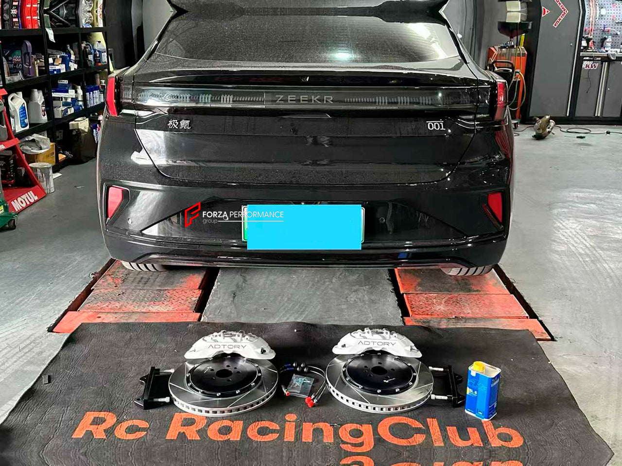 ADTORY X FORZA PERFORMANCE RACE BIG BRAKE KIT BBK for ZEEKR 001 FACELIFT 2023+

ADTORY Brake Kits are engineered as bolt on upgrades that work with the factory master cylinder and ABS, delivering stronger, more repeatable stops with the pedal feel you want. Whether you cruise the city, carve canyons, or chase lap times.

Highlights

Track-ready, heat-resistant components.
Jewel-like caliper finish is incredibly durable and easy to clean
Pistons are calibrated to integrate smoothly with the Factory OEM maste