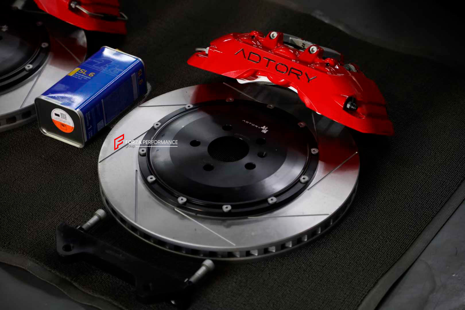 ADTORY X FORZA PERFORMANCE RACE BIG BRAKE KIT BBK for ZEEKR 001 FACELIFT 2023+

ADTORY Brake Kits are engineered as bolt on upgrades that work with the factory master cylinder and ABS, delivering stronger, more repeatable stops with the pedal feel you want. Whether you cruise the city, carve canyons, or chase lap times.

Highlights

Track-ready, heat-resistant components.
Jewel-like caliper finish is incredibly durable and easy to clean
Pistons are calibrated to integrate smoothly with the Factory OEM maste