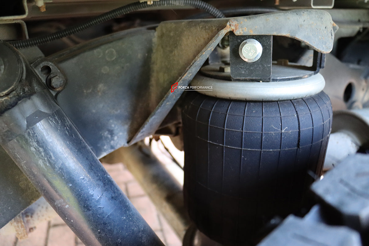 AIR SUSPENSION for LAND ROVER DEFENDER L316 1990 - 2016

Air suspension for cars offers a sophisticated and adaptable suspension system that utilizes compressed air to provide a smooth and comfortable ride. This innovative technology allows drivers to adjust the ride height, enhancing handling from your smartphone, and comfort making it ideal for various driving conditions and preferences.



Set includes:

Compressor
Accumulator
Height control valve
Air springs
Remote Controller



Note: This kit utilizes 