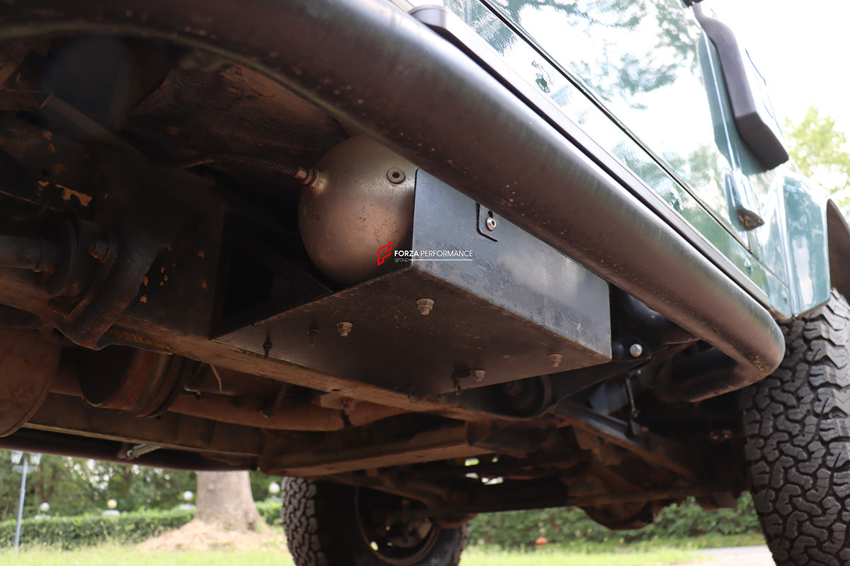 AIR SUSPENSION for LAND ROVER DEFENDER L316 1990 - 2016

Air suspension for cars offers a sophisticated and adaptable suspension system that utilizes compressed air to provide a smooth and comfortable ride. This innovative technology allows drivers to adjust the ride height, enhancing handling from your smartphone, and comfort making it ideal for various driving conditions and preferences.



Set includes:

Compressor
Accumulator
Height control valve
Air springs
Remote Controller



Note: This kit utilizes 