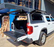 ALUMINIUM PICKUP CANOPY HARD TOP for VOLKSWAGEN AMAROK 2022+ Forza Performance Custom fit
Set includes:

Pickup Canopy Hard Top
Material: Aluminium

NOTE: Professional installation is required.