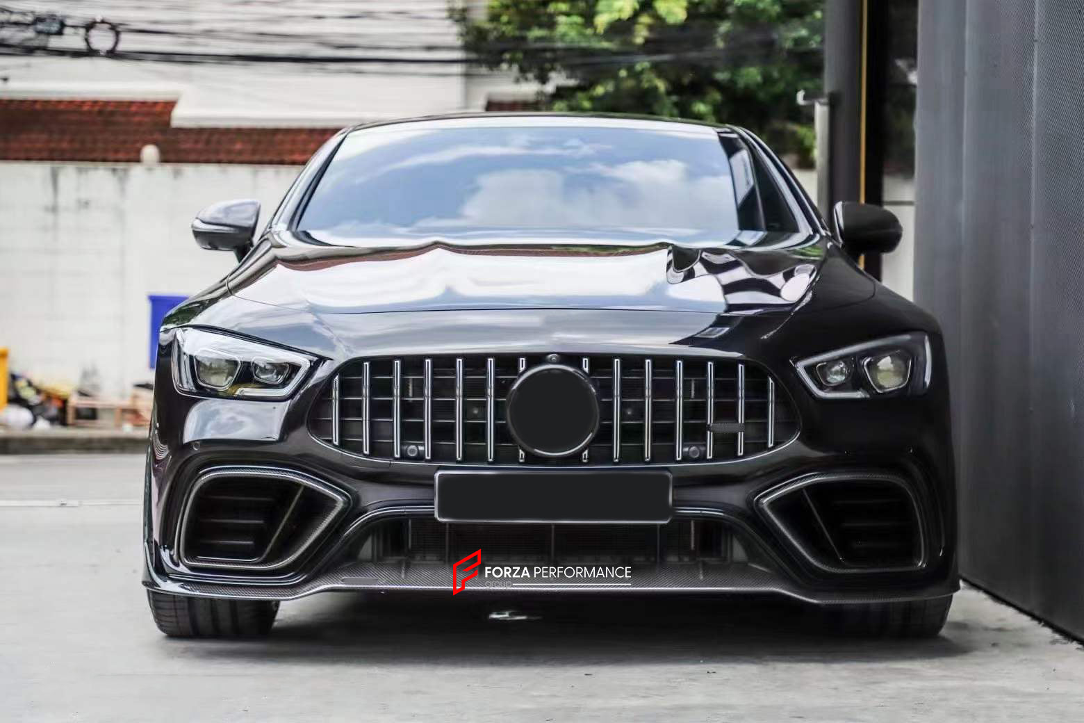 DRY CARBON BODY KIT FOR MERCEDES-BENZ AMG GT63
