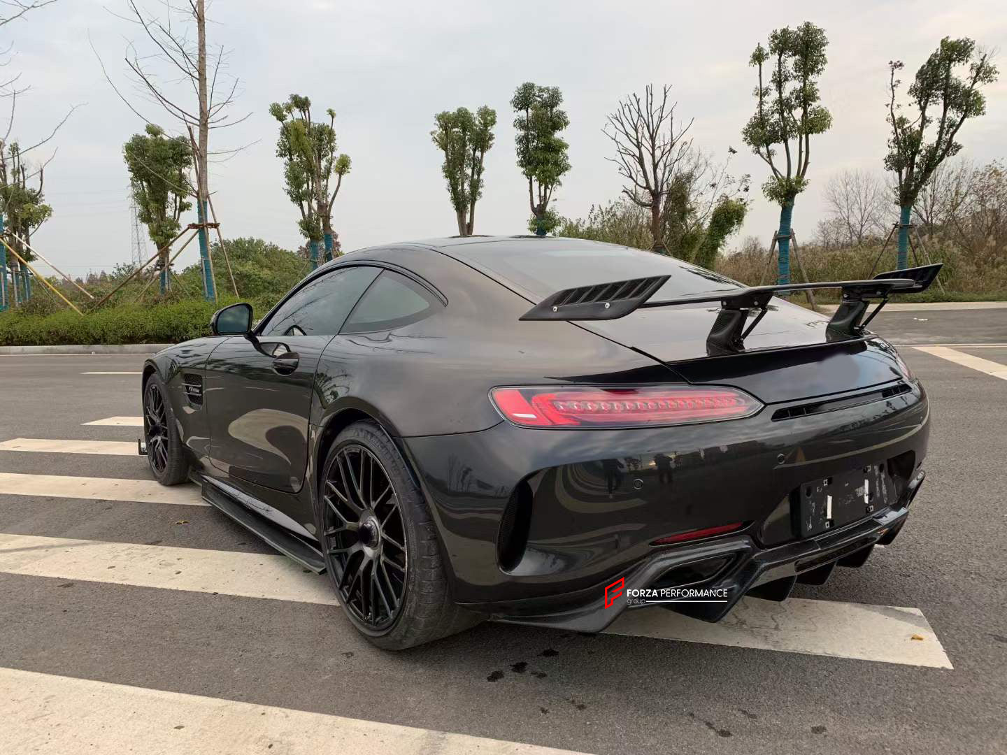 RENNTECH CARBON BODY KIT FOR MERCEDES BENZ AMG GT C190 2017+