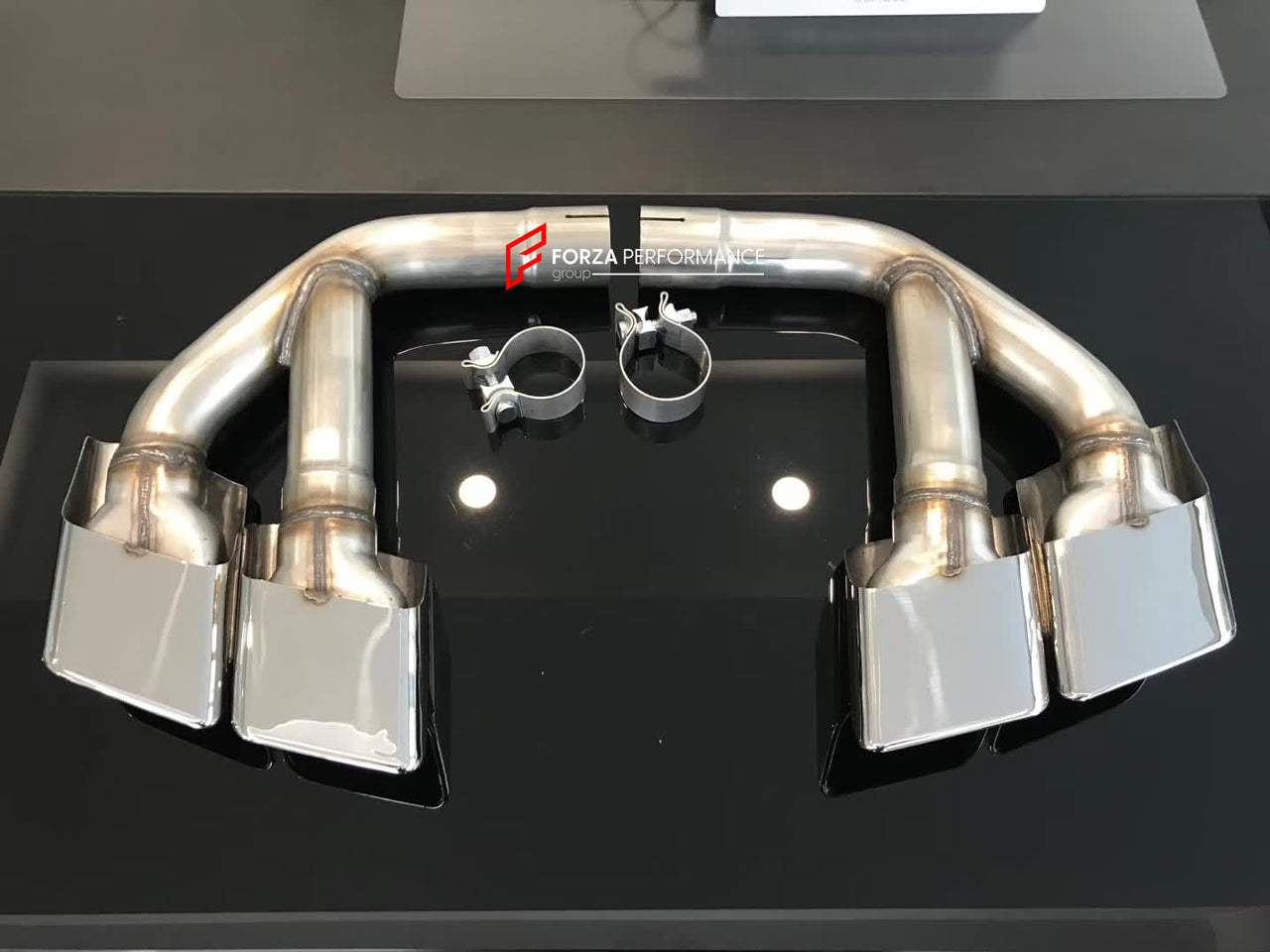 SQ7 STYLE EXHAUST TIPS for AUDI Q7 4M 2015 - 2019  Set includes:  Exhaust Tips