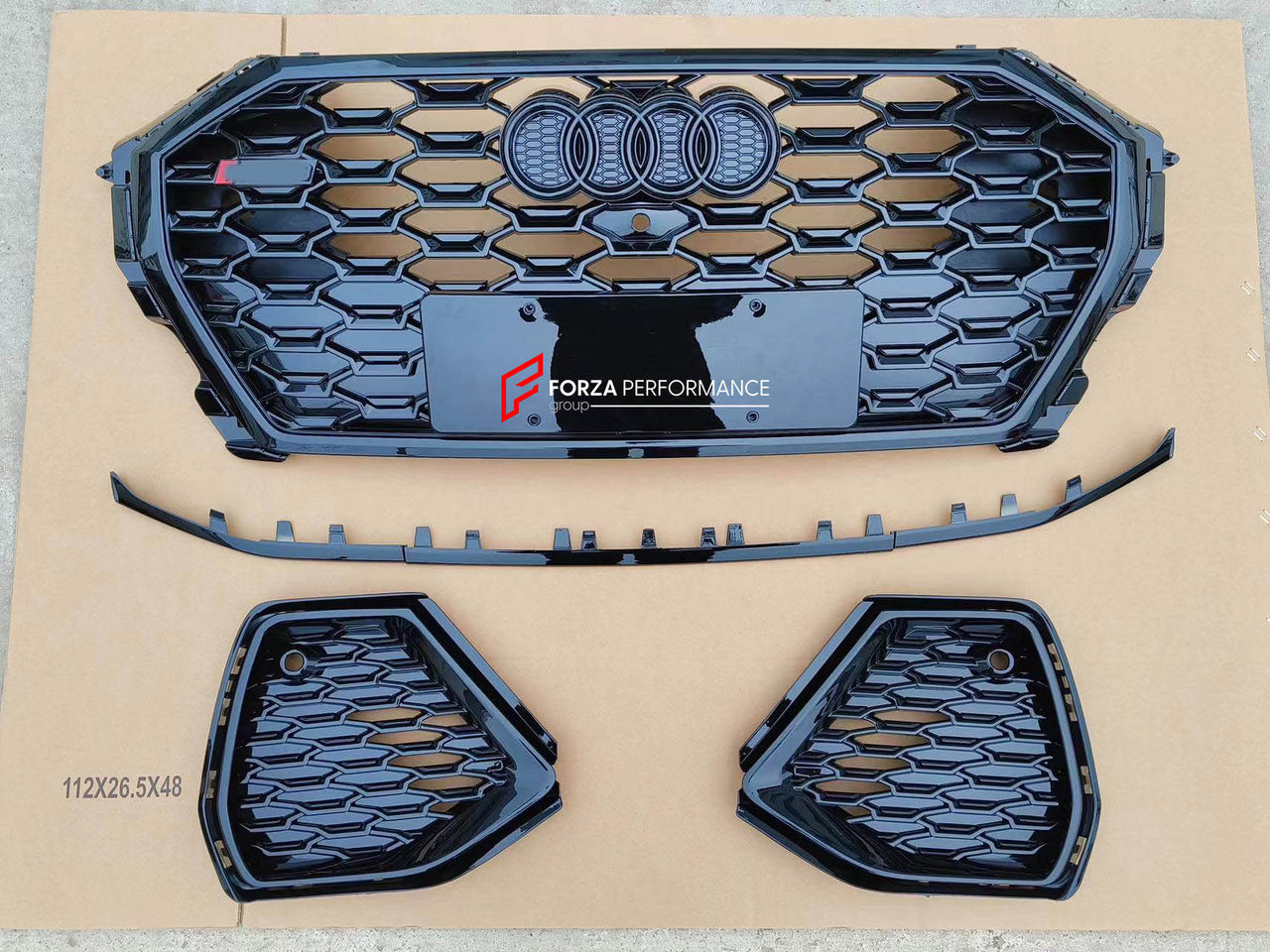 RSQ3 STYLE FRONT GRILLE for AUDI Q3 2019 - 2022
Set include: 
Front Grille
Material: ABS
NOTE: Professional installation is required 