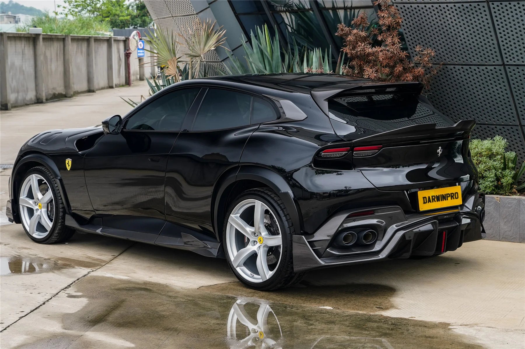 AUTHENTIC DARWINPRO CARBON BODY KIT for FERRARI PUROSANGUE F175 iMP Design Soft

Set includes:

Front Lips
Side Skirts
Rear Diffuser
Material: Carbon

NOTE: Professional installation is required.