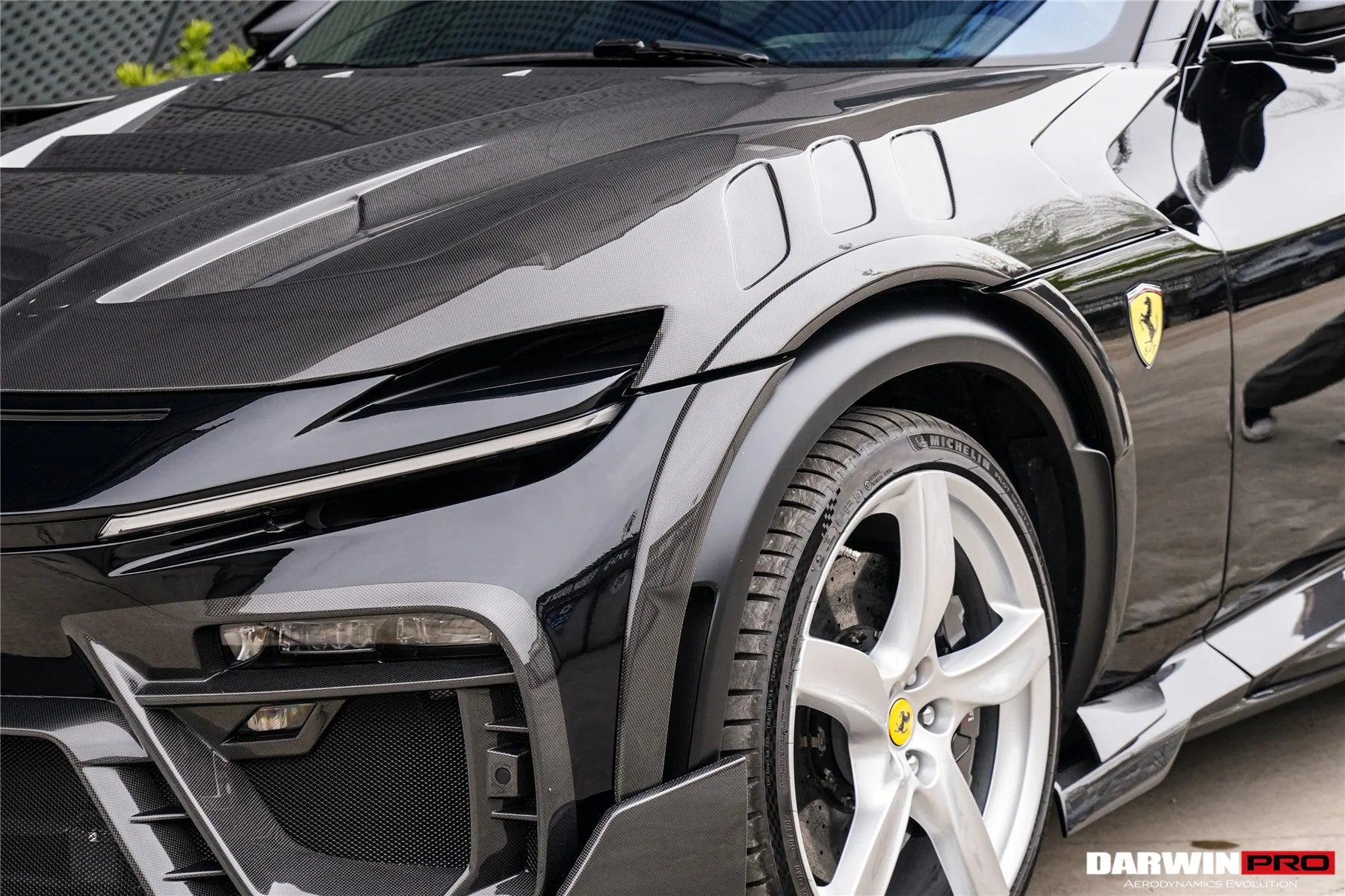 Set includes:

Front Bumper
Hood / Bonnet
Side Skirts
Fender Flares
Rear Bumper
Material: Carbon

NOTE: Professional installation is required.