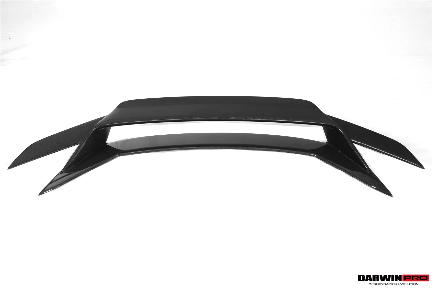 AUTHENTIC DARWINPRO CARBON BODY KIT for FERRARI ROMA 2020+ Forza Performance Custom fit BKSS Style
Set includes:

Front Lip Splitter
Hood Bonnet
Side Skirts
Rear Diffuser
Rear Wing Spoiler or Rear Spoiler (your choice)
Material: Carbon (Can be made in Forged Carbon or Dry Carbon)

NOTE: Professional installation is required.