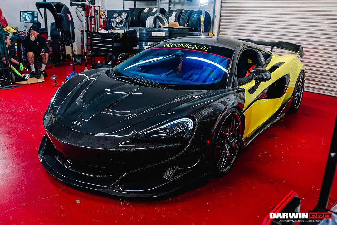 AUTHENTIC DARWINPRO CARBON HOOD BONNET BKSSII for MCLAREN 540C 570S 570GT 600LT 2015 - 2021
Set includes:

Hood Bonnet
Material: Carbon (Can be made in Forged Carbon)

NOTE: Professional installation is required