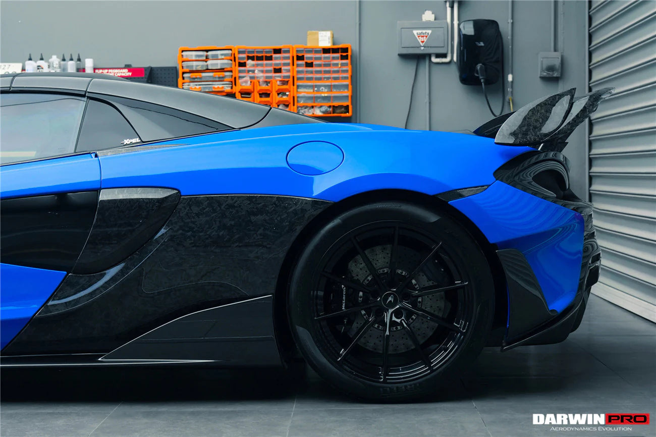 AUTHENTIC DARWINPRO CARBON REAR BUMPER CANARDS for MCLAREN 600LT 2018 - 2021
Set includes:

Rear Bumper Canards
Material: Carbon

NOTE: Professional installation is required