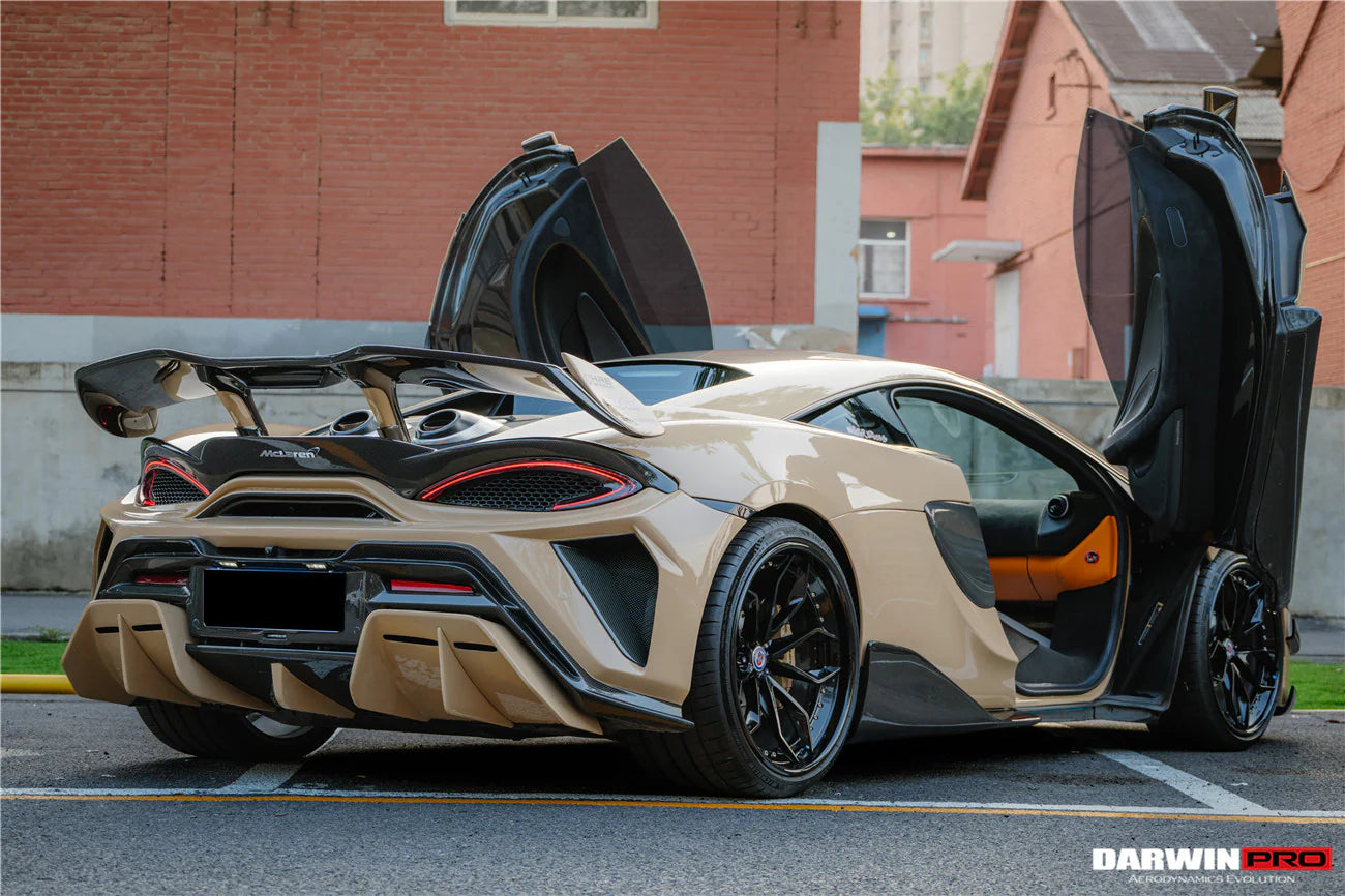 AUTHENTIC DARWINPRO CARBON REAR BUMPER BKSS for MCLAREN 600LT 2018 - 2021
Set includes:

Rear Bumper
Material: Carbon

NOTE: Professional installation is required
