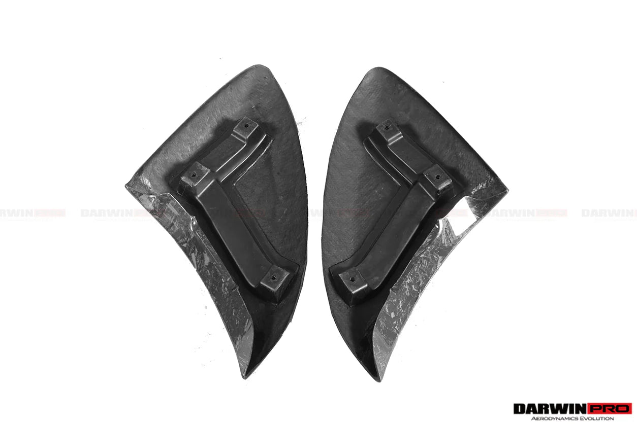 AUTHENTIC DARWINPRO CARBON SIDE SCOOPS for MCLAREN 600LT 2018 - 2021
Set includes:

Side Scoops
Material: Carbon

NOTE: Professional installation is required