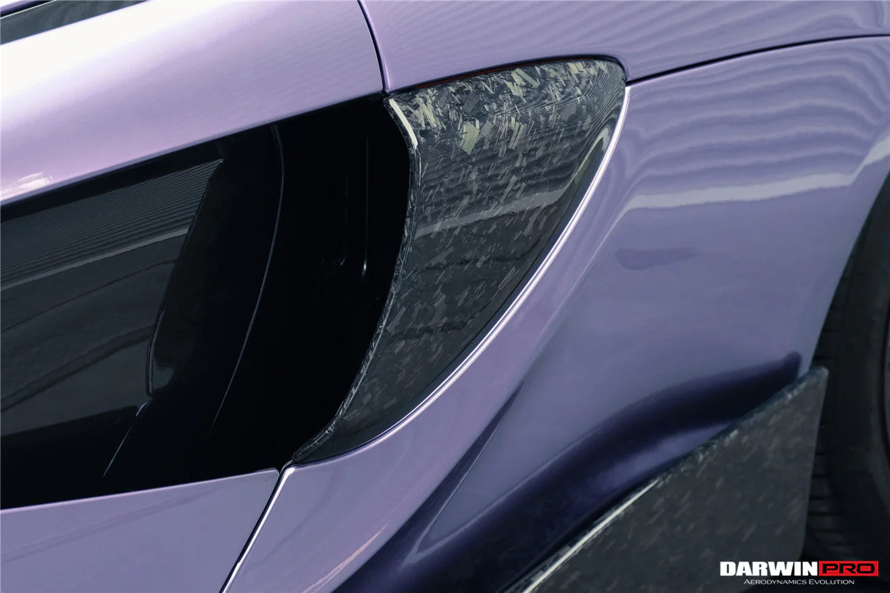 AUTHENTIC DARWINPRO CARBON SIDE SCOOPS for MCLAREN 600LT 2018 - 2021
Set includes:

Side Scoops
Material: Carbon

NOTE: Professional installation is required
