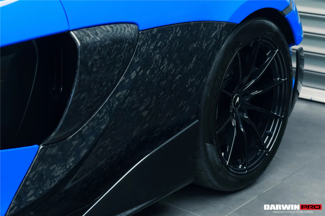 AUTHENTIC DARWINPRO CARBON SIDE SCOOPS for MCLAREN 600LT 2018 - 2021
Set includes:

Side Scoops
Material: Carbon

NOTE: Professional installation is required