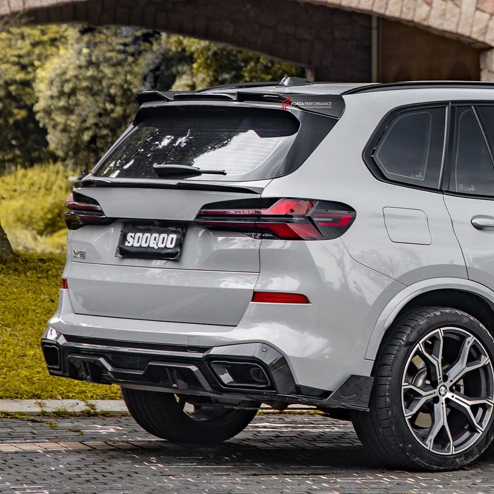 AUTHENTIC SOOQOO CARBON ROOF SPOILER for BMW X5 G05 2019+

Set includes:

Roof Spoiler

Material: Prepreg Carbon

Note: Professional installation is required

