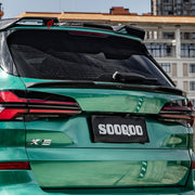 AUTHENTIC SOOQOO CARBON ROOF SPOILER for BMW X5 G05 2019+

Set includes:

Roof Spoiler

Material: Prepreg Carbon

Note: Professional installation is required
