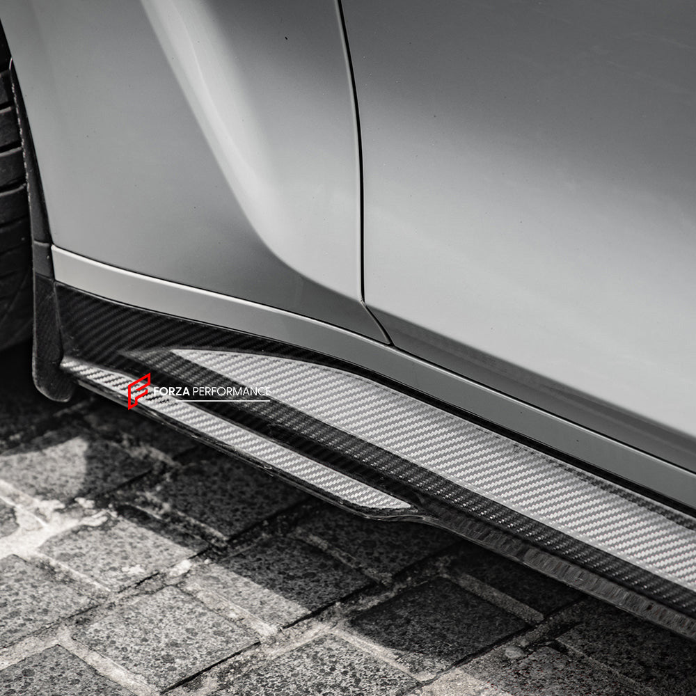 AUTHENTIC SOOQOO CARBON SIDE SKIRTS for BMW M3 G80 G81 2020+

Set includes:

Side Skirts

Material: Carbon

Note: Professional installation is required.