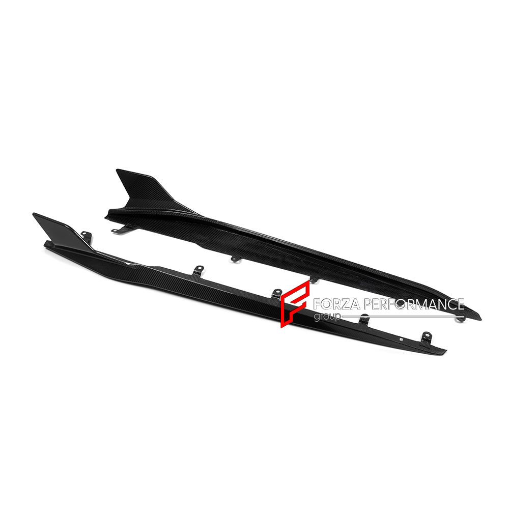 AUTHENTIC SOOQOO CARBON SIDE SKIRTS for BMW M8 F93 2019+ BMW 8 SERIES G16 2018+

Set includes:


Side Skirts

Material:&nbsp;Carbon&nbsp;

Note: Professional installation is required.