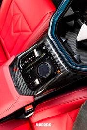 AUTHENTIC SOOQOO DRY CARBON 3 PIECE INTERIOR TRIM SET for BMW X3 G45 2024+
Set includes:

Dashboard Trim Cover
Center Console Panel
Gear Selector Surround
Material: Dry Carbon

NOTE: Professional installation is required.