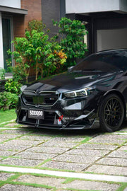 AUTHENTIC SOOQOO DRY CARBON BODY KIT for BMW M5 G99 2025+

Set includes:

Front Lip
Front Bumper Center Trim
Front Bumper Canards
Side Skirts
Roof Spoiler
Rear Diffuser

Material:Dry Carbon

NOTE: Professional installation is required

Payment ►
Visa
Mastercard
PayPal with a credit card (add 4.4% at checkout)
Payoneer
Cryptocurrency
Shipment ►
By express DHL/UPS/TNT/FedEx
To the local international airport
Special line by air
Special line by the sea
To Europe and the UK by train

Please let us know which sh