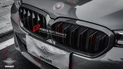 AUTHENTIC SOOQOO DRY CARBON DUAL SLAT FRONT GRILLE for BMW M5 F90 LCI 2021 - 2023 Forza Performance custom fit buy OEM Style