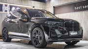 AUTHENTIC SOOQOO DRY CARBON FIBER FRONT GRILLE for BMW X7 G07 2019 - 2022
Set includes:

Front Grille
Material: Dry Carbon

NOTE: Professional installation is required.
