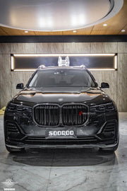 AUTHENTIC SOOQOO DRY CARBON FIBER FRONT GRILLE for BMW X7 G07 2019 - 2022
Set includes:

Front Grille
Material: Dry Carbon

NOTE: Professional installation is required.