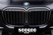 AUTHENTIC SOOQOO DRY CARBON FIBER FRONT GRILLE for BMW X7 G07 LCI 2023+
Set includes:

Front Grille
Material: Dry Carbon

NOTE: Professional installation is required.